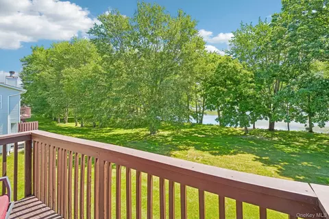 View/Area - 174 Eagleton Dr, Monroe, NY 10950 photo 1 of 2