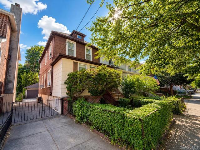 1623 Lurting Ave, New York, NY 10461