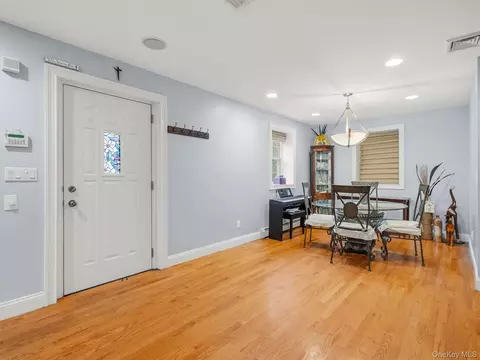 2 Hempstead Ln, Ramapo, NY 10977 photo 10