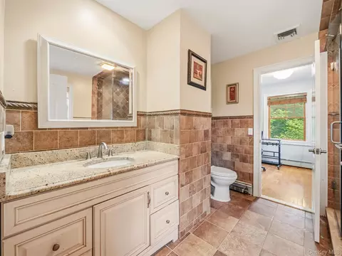 2 Hempstead Ln, Ramapo, NY 10977 photo 26