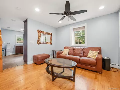 2 Hempstead Ln, Ramapo, NY 10977 photo 6