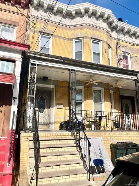 8549 80th St, New York, NY 11421