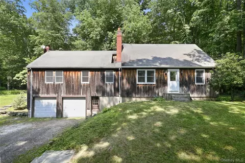 9 Stewart Rd, Lewisboro, NY 10590