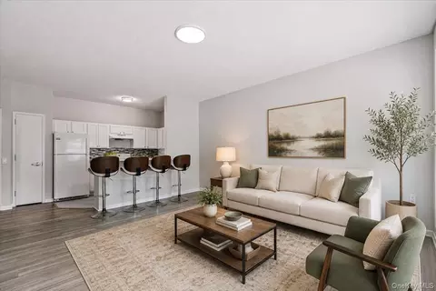 221 Beach 80th St #1G, Rockaway Beach, NY 11693