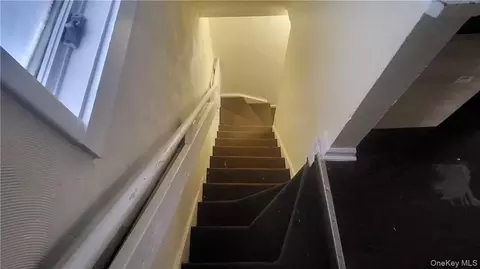 Entry Way - 67 Academy St, Poughkeepsie, NY 12601 photo 3 of 10