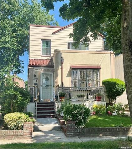 139-55 230th Pl, New York, NY 11413