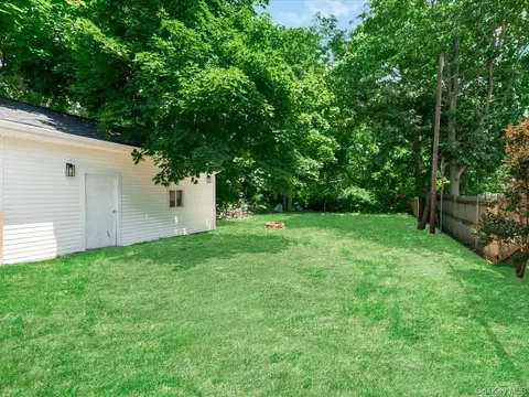 Exterior - 73 River Ave # C, Patchogue, NY 11772 photo 1 of 2