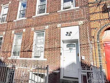 581 Van Siclen Ave, Brooklyn, NY 11207