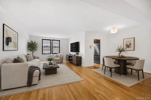 525 W 235th St #6E, New York, NY 10463