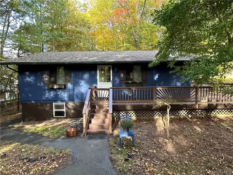 9 Cardiff Ln, Thompson, NY 12775