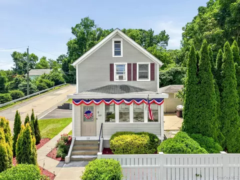 229 Tate Ave, Cortlandt, NY 10511