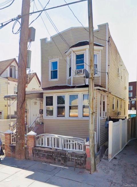 9812 38th Ave, New York, NY 11368