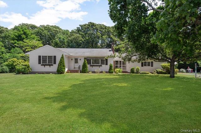 870 Crittens Ln, Southold, NY 11971