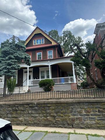121 N Terrace Ave, Mount Vernon, NY 10550