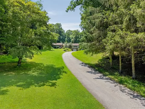 127 129 131 Hill Rd, Goshen, NY 10924