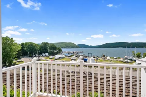 View/Area - 225 Waterside Close, Peekskill, NY 10566 photo 3 of 6