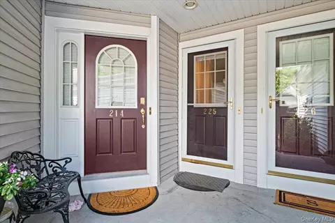 Exterior - 225 Waterside Close, Peekskill, NY 10566 photo 1 of 3