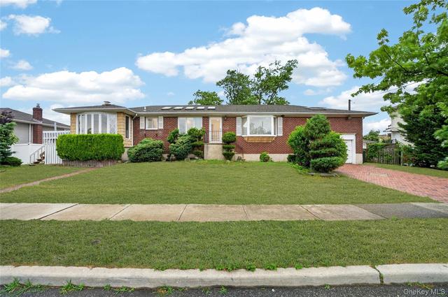 3402 Elliott Blvd, Oceanside, NY 11572