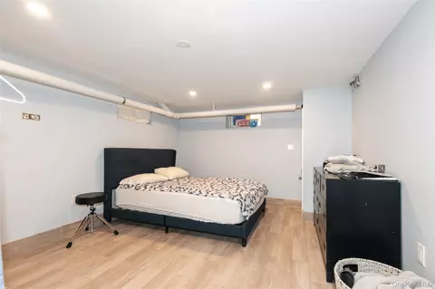 Bedroom - 367 Summit Ave, Cedarhurst, NY 11516 photo 4 of 4