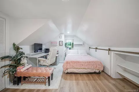 Bedroom - 86 Jesse St, Freeport, NY 11520 photo 4 of 11