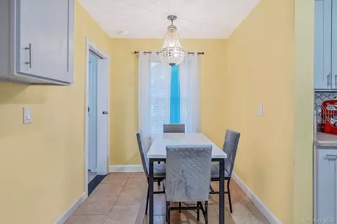 Dining - 86 Jesse St, Freeport, NY 11520 photo 1 of 1