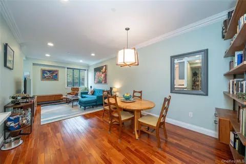 3816 Waldo Ave #3A, Bronx, NY 10463