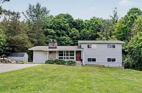 11 Leona Dr, Southeast, NY 10509