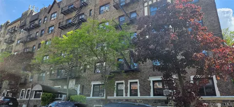 130 Bay Ridge Pkwy #4E, Brooklyn, NY 11209