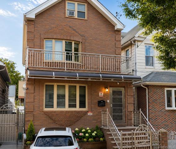 111-33 42nd Ave, New York, NY 11368