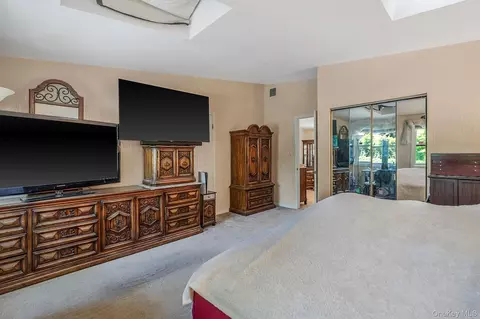 Bedroom - 15 Edwin Ave, Patchogue, NY 11772 photo 2 of 3