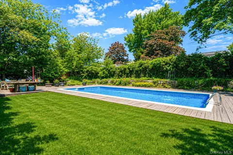 Exterior - 15 Edwin Ave, Patchogue, NY 11772 photo 3 of 6