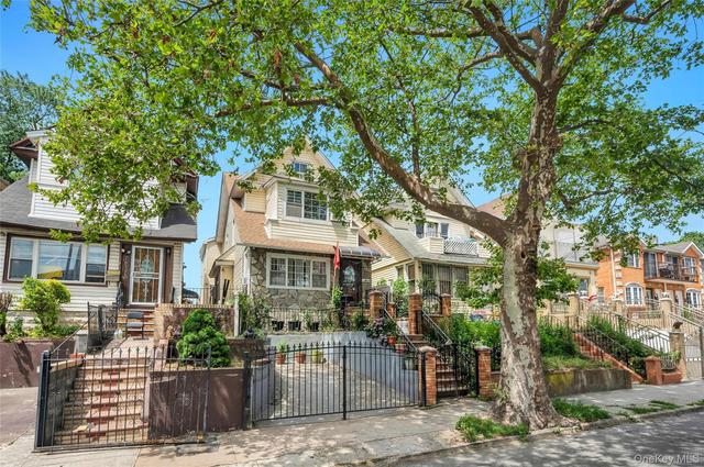 10530 Van Wyck Expy, South Richmond Hill, NY 11419