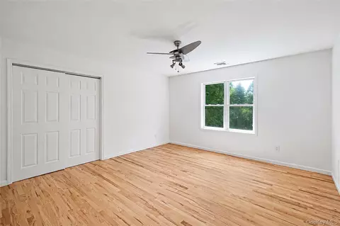 Bedroom - 17 Esplanade Dr, Brookhaven, NY 11772 photo 2 of 4