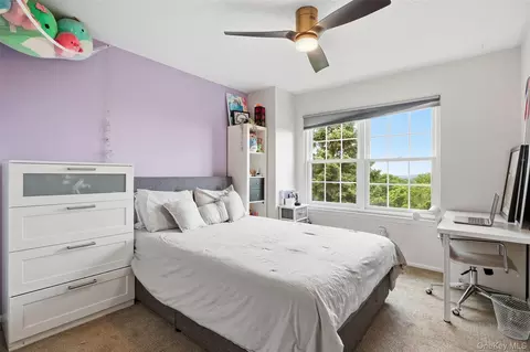 Bedroom - 4 Cumberland Ct, Peekskill, NY 10566 photo 2 of 4