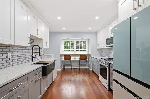 Kitchen - 4 Cumberland Ct, Peekskill, NY 10566 photo 2 of 2