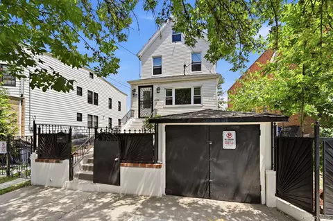4000 Pratt Ave, New York, NY 10466