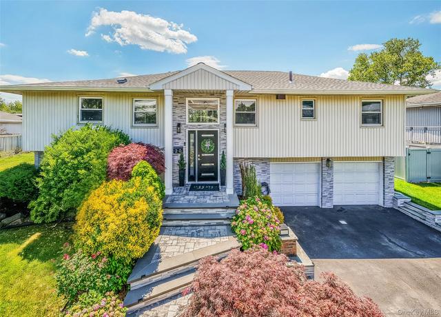 20 Russell Park Rd, Syosset, NY 11791