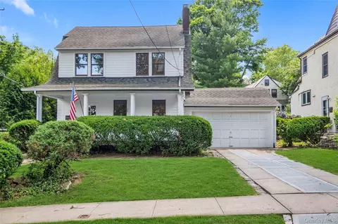 328 Manor Rd, Douglaston, NY 11363