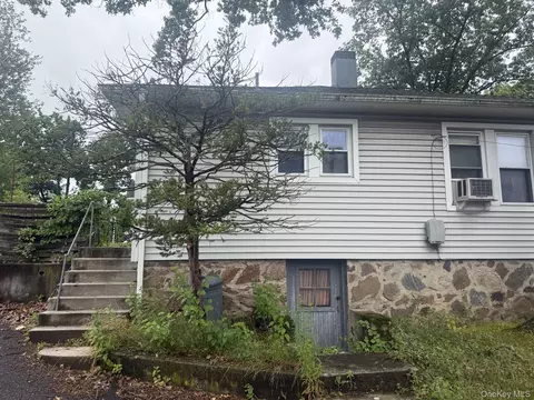 26 N Goodwin Ave, Greenburgh, NY 10523
