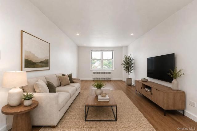 67-30 Clyde St #7T, Forest Hills, NY 11375