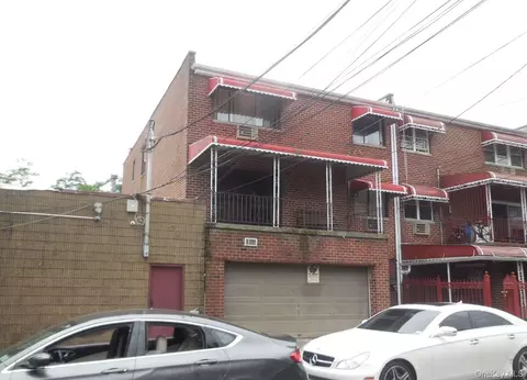1060 E 225th St, New York, NY 10466