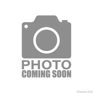 30-01 Seagirt Ave, New York, NY 11691