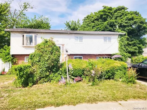 1090 Pinebrook, West Hempstead, NY 11552