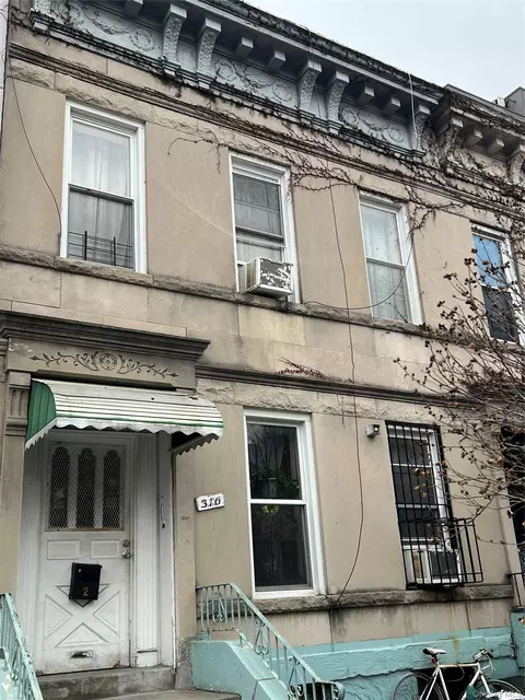 316 E 32nd St, Brooklyn, NY 11226