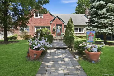 Undisclosed, Floral Park, NY 11001