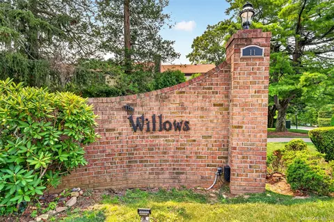 11 Jackson Ave #81, Scarsdale, NY 10583