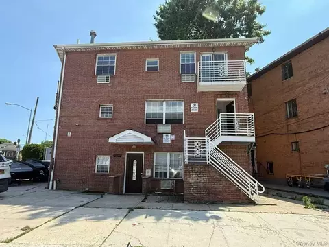 23-58 80th St, East Elmhurst, NY 11370