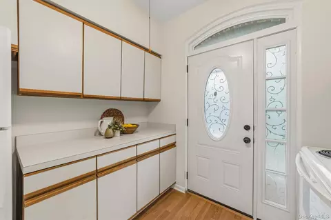 Entry Way - 1 Beecher Ln #C7, Peekskill, NY 10566 photo 1 of 1