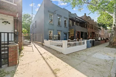 468 Herzl St, Brooklyn, NY 11212