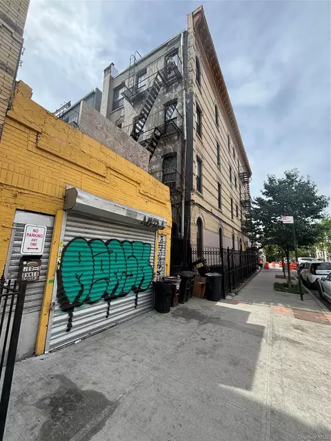 735 Knickerbocker Ave, New York, NY 11221 photo 2